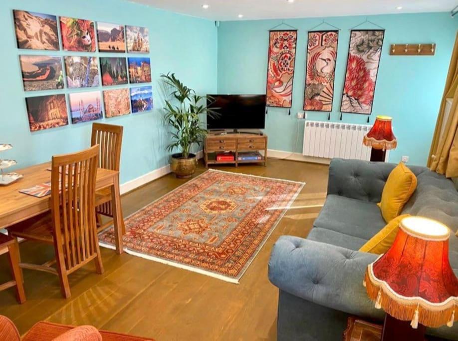Traveller'S Rest - Cosy Cottage In Heart Of Wilton Salisbury Exteriér fotografie